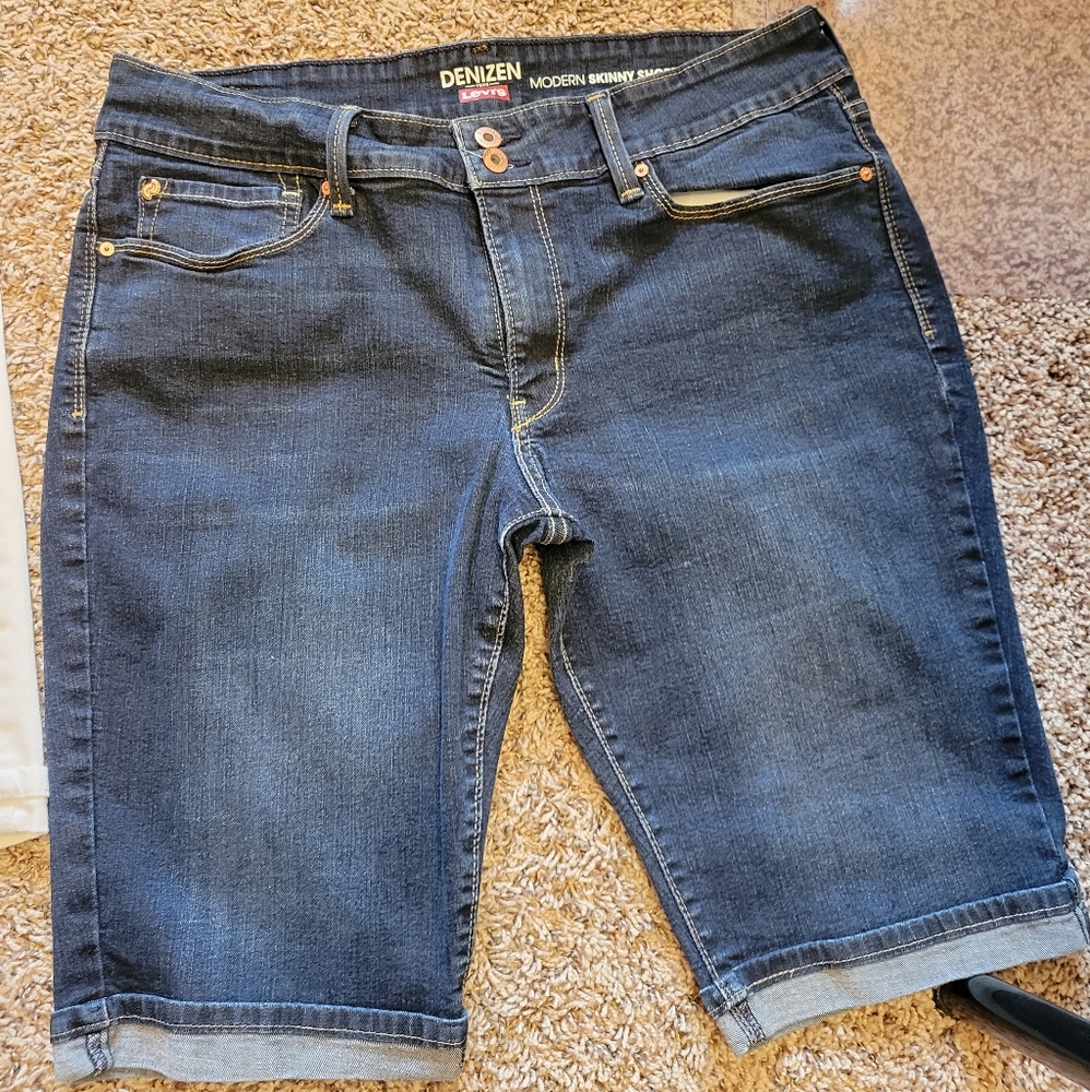 Levi's Denizen Modern Skinny Denim Shorts size 12